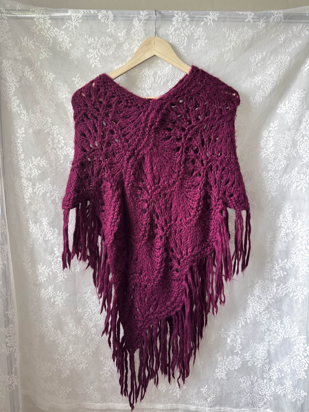 Bærfarvet poncho