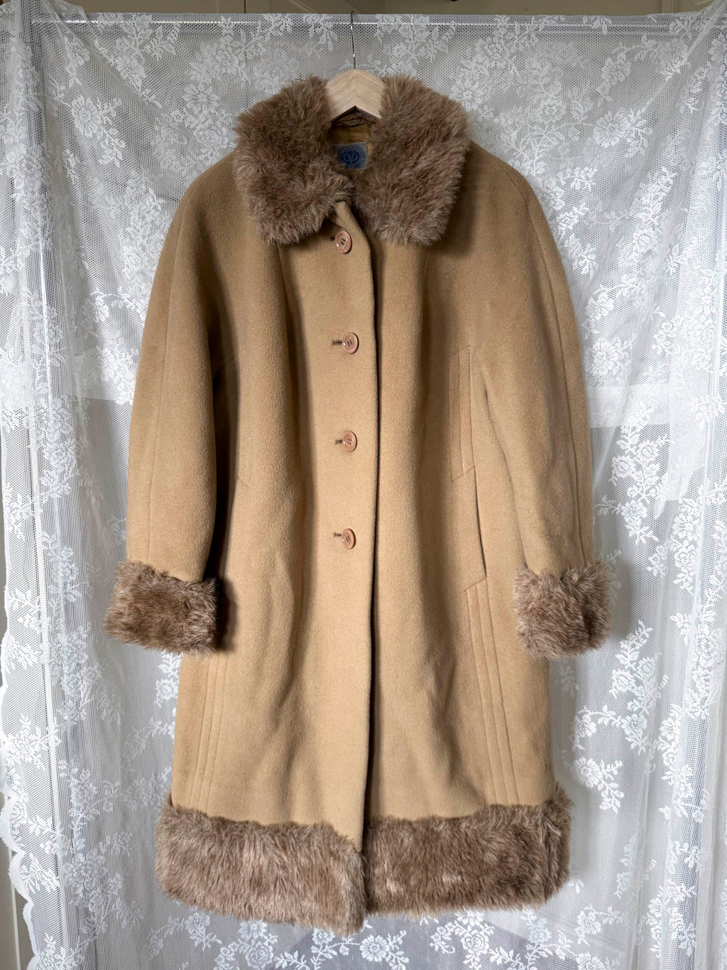 Beige Uldfrakke