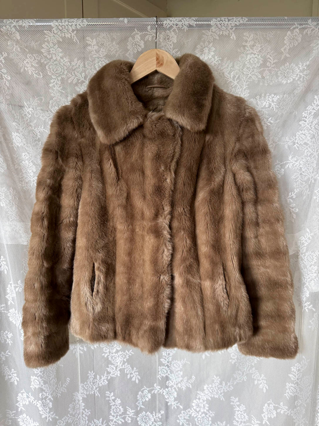 Kort Faux Fur Jakke