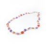 Perlehalskæde med ferskvandsperler og farvede perleblomster fra Stines Perler