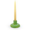 grøn keramik lysestage fra Julie Ebens med lysegult stearinlys i